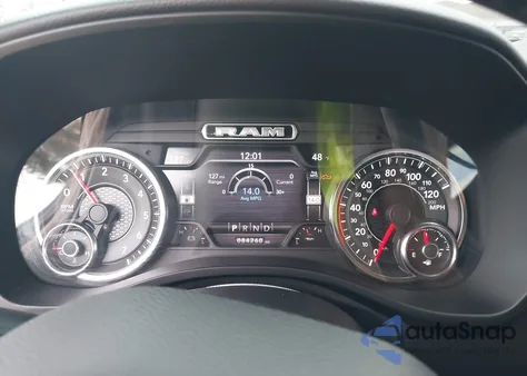 2021 Ram 1500 Big Horn 4X4 5'7 Box из США, поврежденный, VIN 1C6SRFFT8MN610702